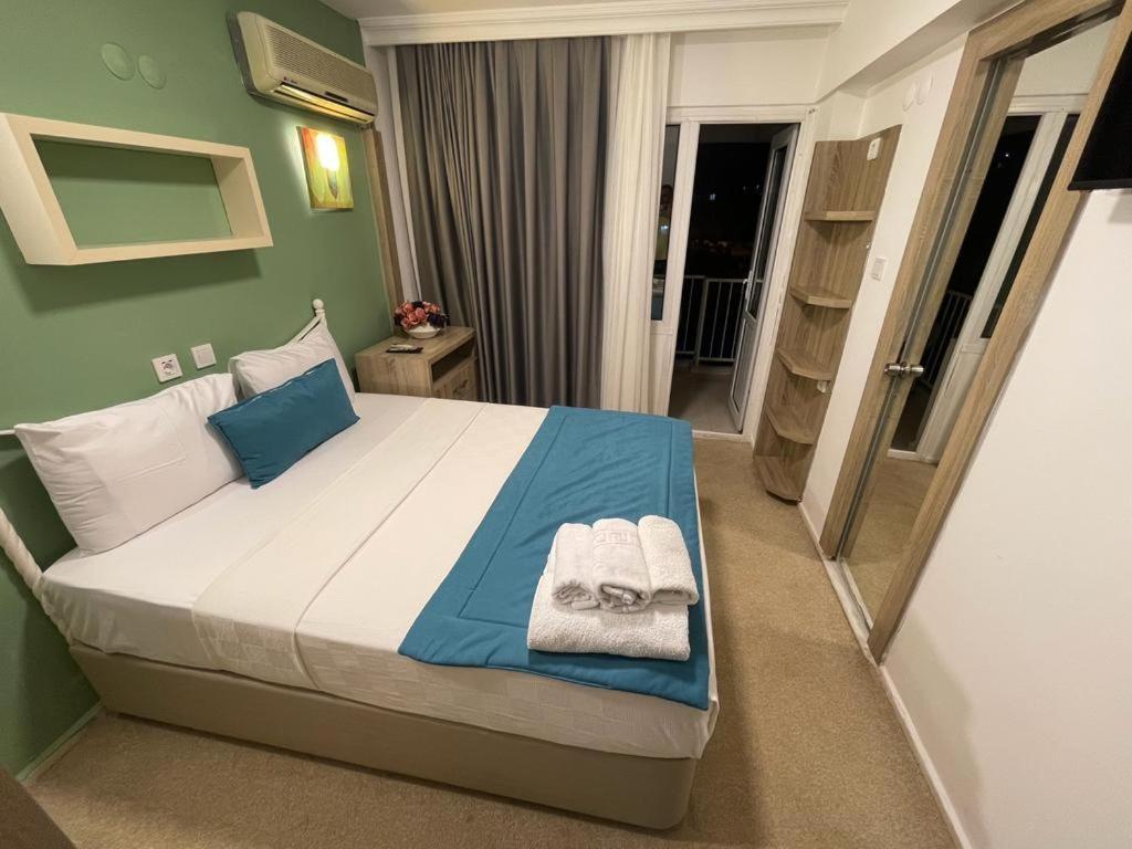 Colophon Beach Otel Gumuldur Exterior photo